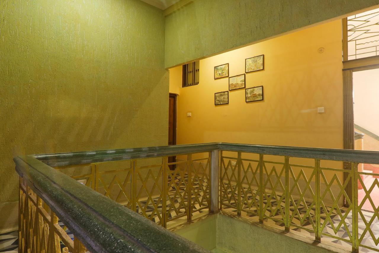 Fabhotel East View Varanasi